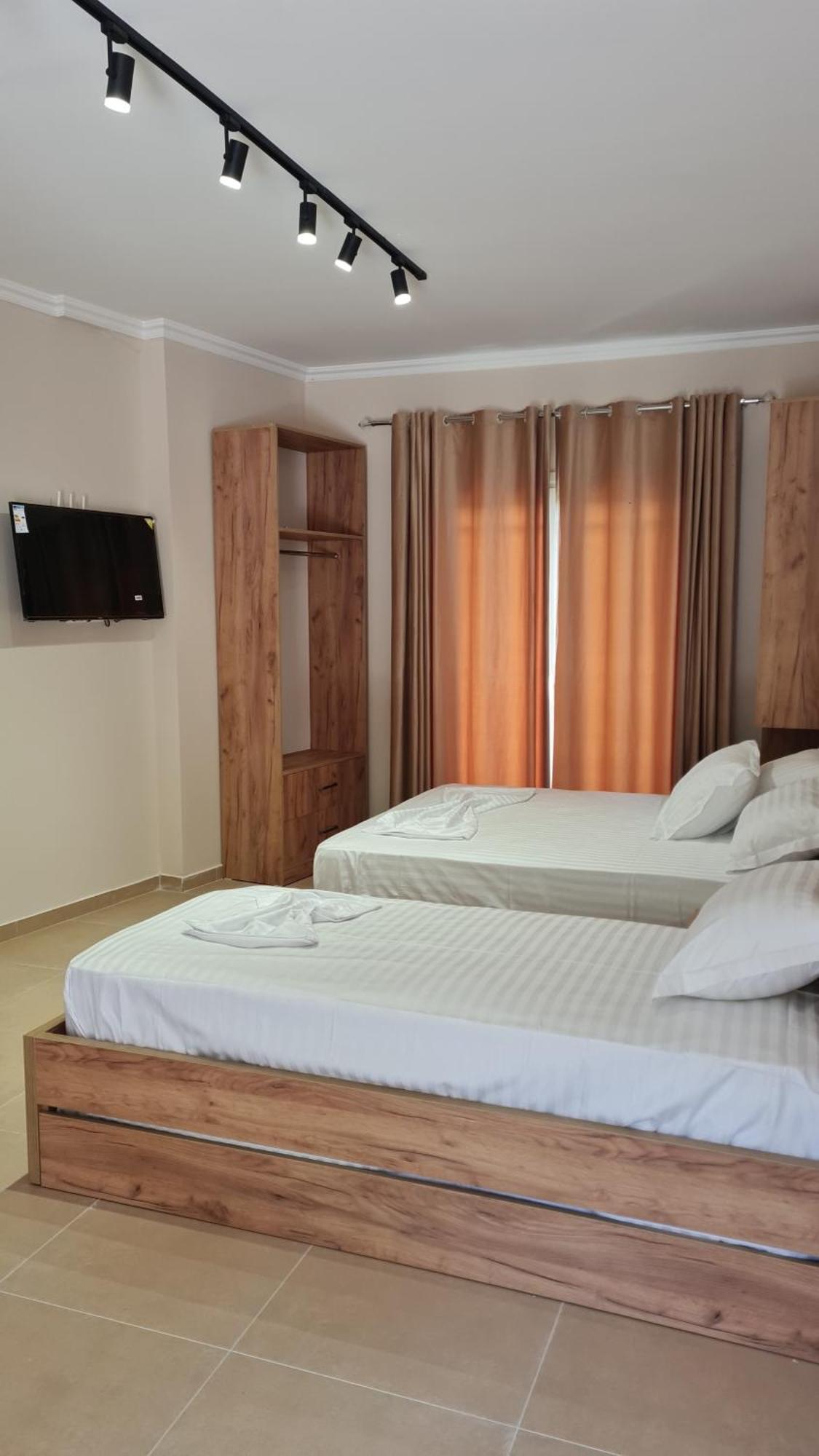 Sol Apartments Gjiri Lalzit Dıraç Dış mekan fotoğraf
