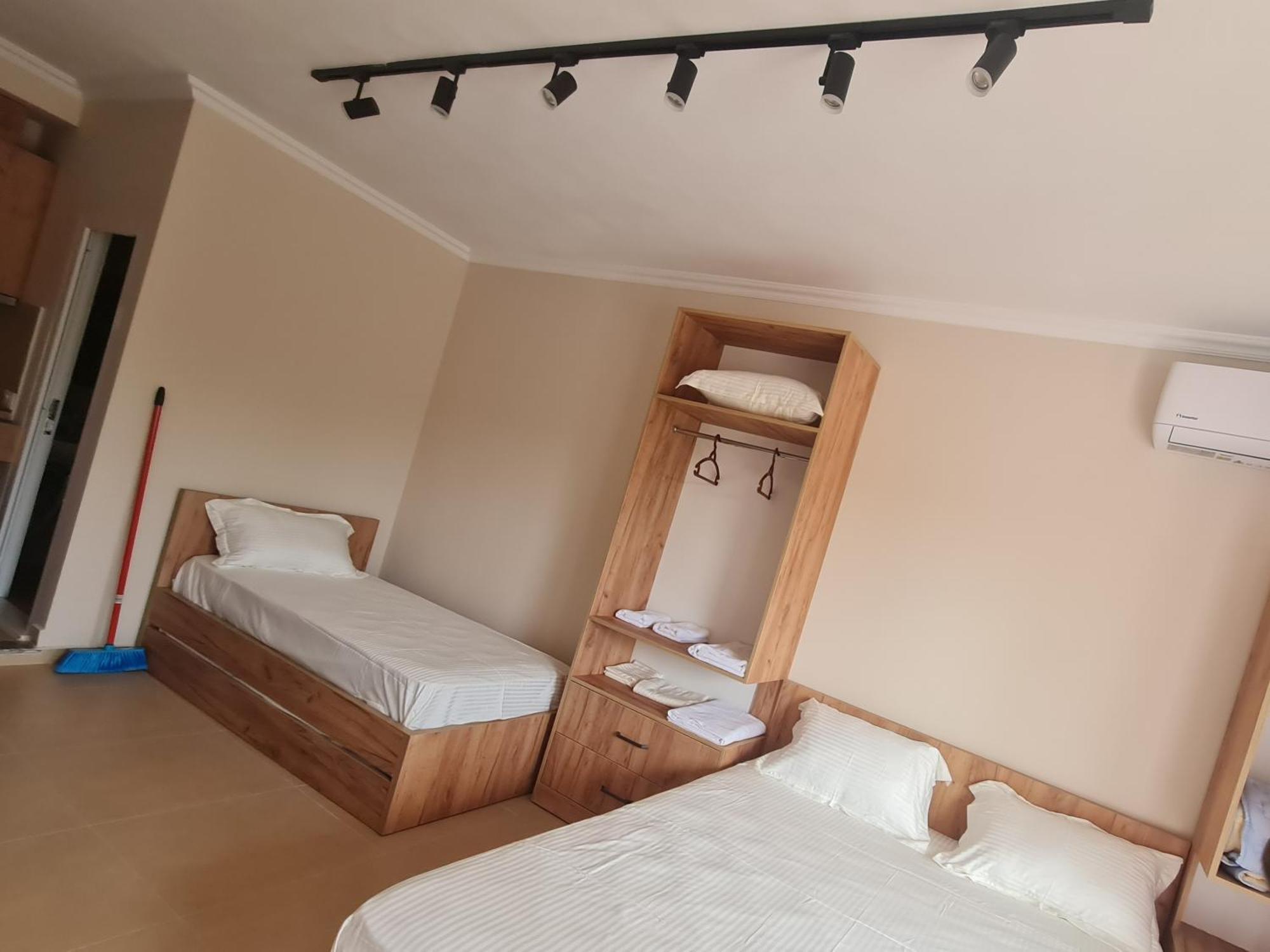Sol Apartments Gjiri Lalzit Dıraç Dış mekan fotoğraf