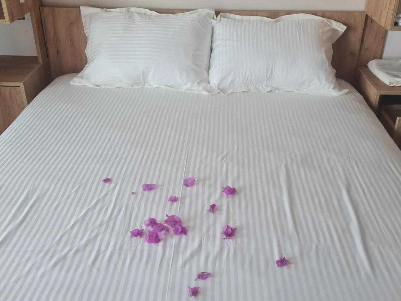 Sol Apartments Gjiri Lalzit Dıraç Dış mekan fotoğraf